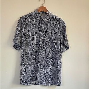 Kenny Flowers men’s blue Hawaiian shirt